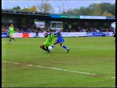 Bedford Town 0 Peterborough United 0 FA Cup 1st Round 17th November 2001