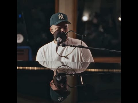 MAGIC 8BALL LIVE AT COVE CITY SOUND STUDIOS