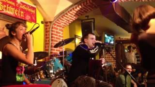 Boney Nem - Hafanana (клуб Schwein, 07.04.2012).mp4