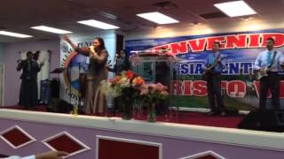 Iglesia pentecostal cristo vive adorando a Dios