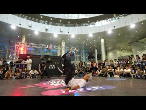 TOKURA FREESTYLE FOOTBALL RED BULL DANCE YOUR STYLE