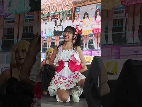 230305 (Praewploy Fancam) Shining Stars - Splash! @ CosCos Suki # 06 - Bang Sue Grand Station