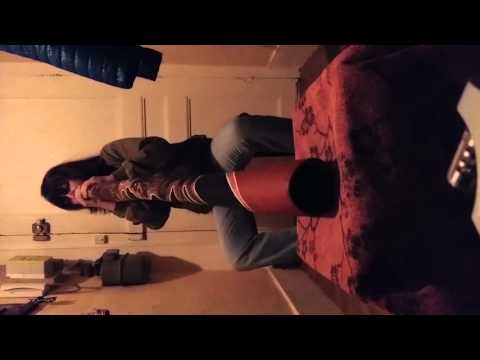 60 second Didigeridoo Challenge by Plume