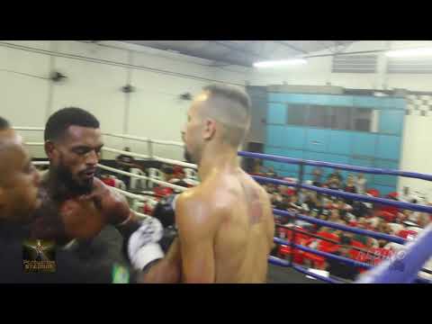 PORTUÁRIOS STADIUM - Julio Cesar (MT Santista) x Tiago Baader (Jaragua Thaiboxing) 70 kg