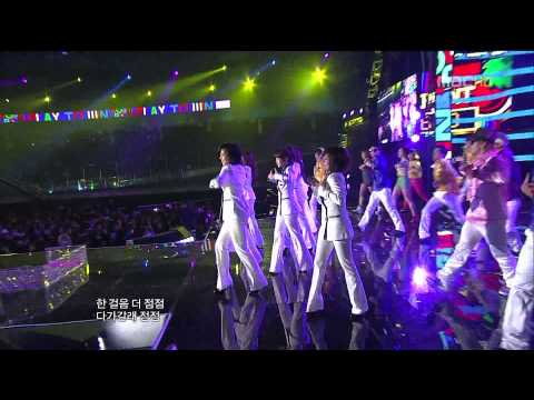 2011 12 31 M6C Music Festival T ARA Roly Poly