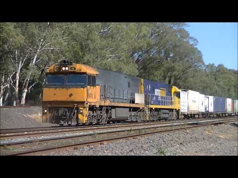 NR Class Diesel Locomotives lead Pacific National Container Train  - Australian Trains