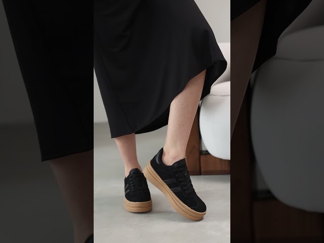 Чоботи жіночі шкіряні байка хутро 592641 Чорний Кеди жіночі 590148 Чорні 