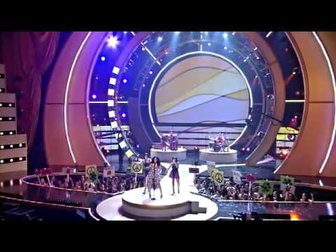 Solange - I Decided (Live At Fashion Rocks)