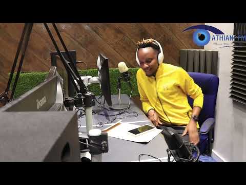 Alex Kasau kisinga na DJ NOMANOMA vaa mitamboni ya Athiani FM (Handshake)