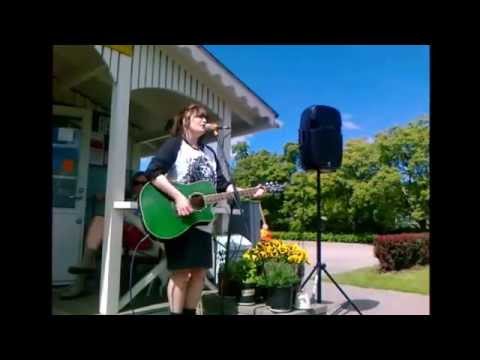 Emily Worton - Free Fallin' (Tom Petty cover)