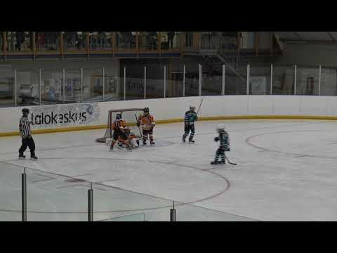 Salon turnaus AA  Kiekkohait 08 - Kurra 08   08/19