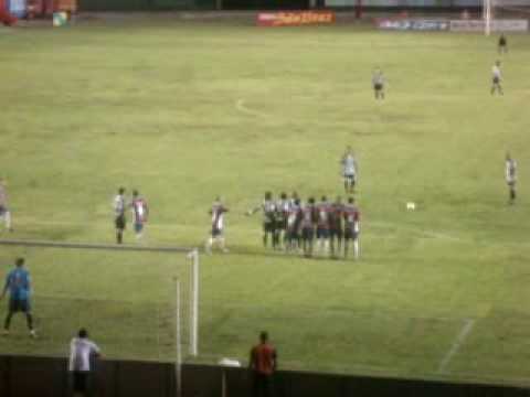 GG E JONES EU SOU QUERO É SER FELIZ PEGAR A TUF DA PORRADA NO NARIZ!