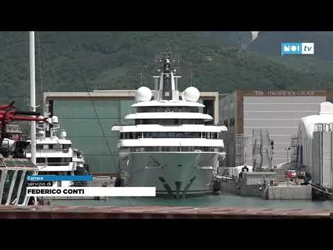 Congelato il super yacht "di Putin" ormeggiato a Marina di Carrara