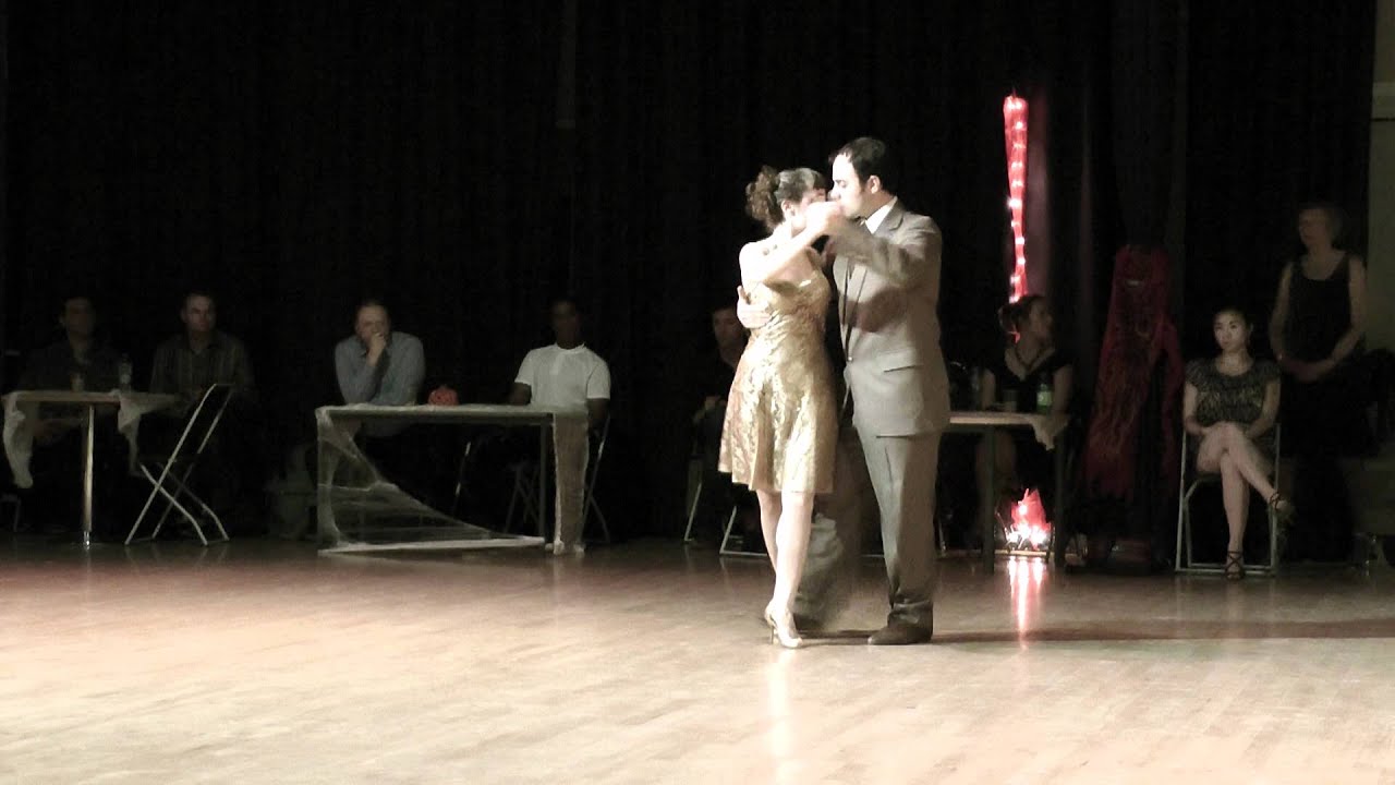 Mario De Camillis y Barbara Wainnright improvisando en Corrientes, Londres