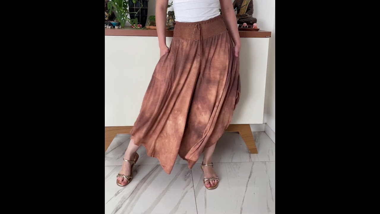 V&iacute;deo de Pantalona com Fenda Lateral