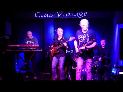 FRONT Zenekar - Aquamarine , Club Vintage, Salgótarján