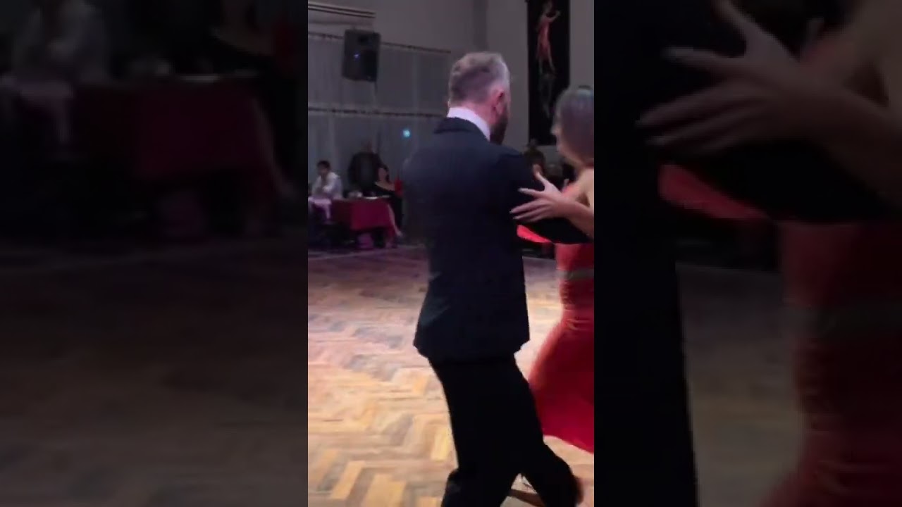 #TANGO || Claudio Gonzalez & Julia Urruty - Mas solos que Nunca (10/05/22) #tangoargentino