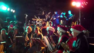 Deja Vu Jazz Band Santa Clara 12-07-12 Make Me Smile