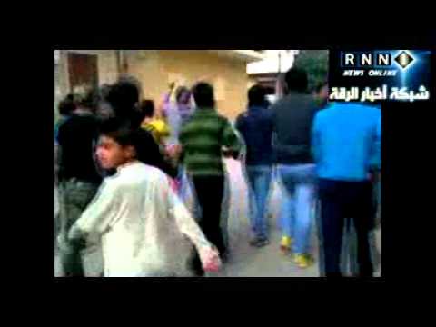 مظاهرة في مدينة الرقة في جمعة "الله أكبر"