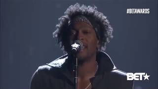 D'Angelo Performing 'Untitled' &amp; 'Sugah Daddy' Medley At 2012 BET Awards