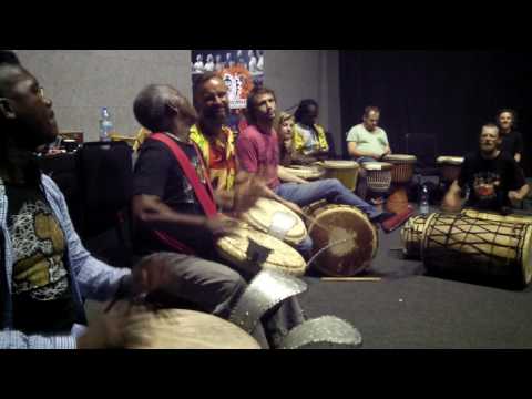 Famoudou Konate La fé Waraba rhythm song sing Waraba nonko