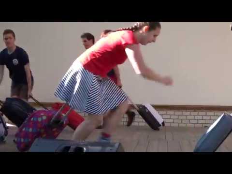 Folklorní soubor ROSÉNKA - HAJDALÁCI, Balíme kufry na festival / TP 2018 č.15