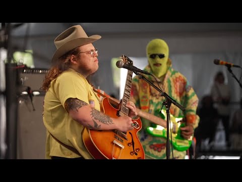 Atomic Habitz (Marcus King, Chris Dave, MonoNeon) “Be Thankful4 What U Got” – live at Newport Jazz