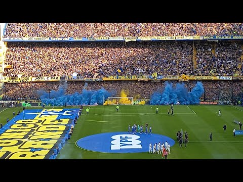 Entran los bombos. Inicio de partido. Soy de Boca desde q estaba en la cuna. Boca mi buen amigo.
