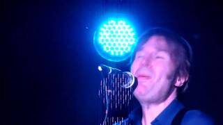 Justin Currie-A man with nothing to do. Wolverhampton Slade rooms