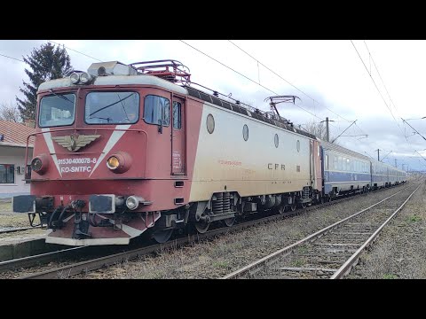 Tren IR1832 Cluj Napoca - Galati trece prin Suceava Vest cu 40-0078-9 a depoului Cluj - 28.03.2021