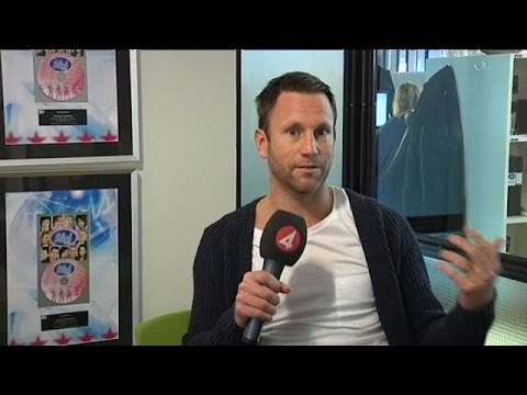 Jihdes talkshow: "Jag färgade håret orange" - Idol Sverige (TV4)