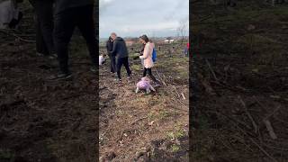 Българово излезе масово да възстанови част от изгорялата си гора