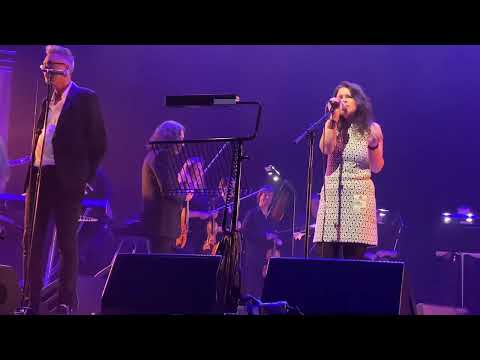 Starless - Paper. Featuring Emma pollock and Graham Skinner