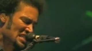 Ground on Down - Ben Harper Live Paris, France 18-Apr-2000