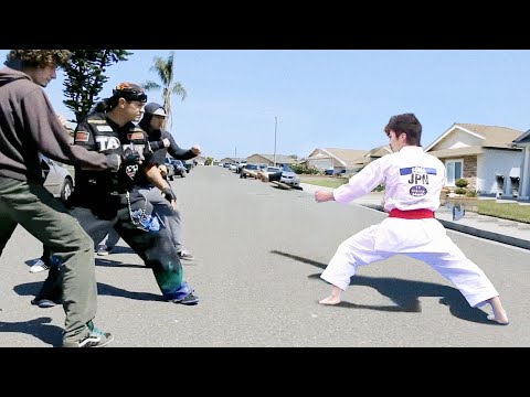 Taekwondo Master vs Bullies | Taekwondo in the Street