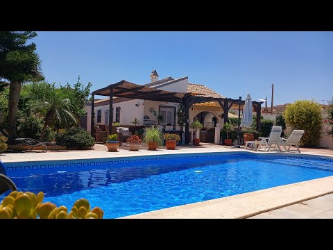VENDIDO-¡Vaya propiedad impresionante en venta en España 275.000 Euros - Villa Alegría -Arboleas.