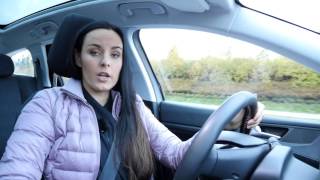 Kaaran Mia Pelttarin koeajossa Peugeot 308 SW