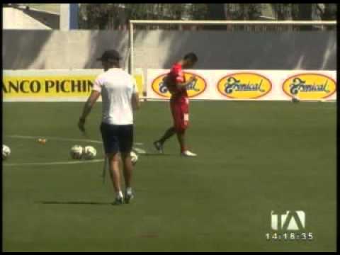 Jonathan Ramis fue presentado en Liga de Quito