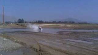 preview picture of video 'Ben Kremer motorcycle water skip'