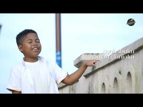 Amir Sisi - Ayah Ibu ( Official Lyric Video )