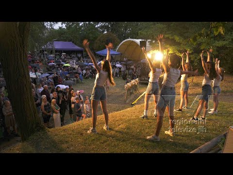 Co se v Kobylí událo za poslední rok, tak to nám zahráli místní na Zarážení hory