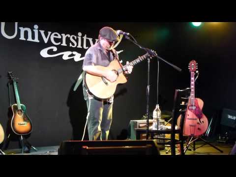 Toby Walker  An acoustic gem at The university Cafe Stony Brook (Clip 1)