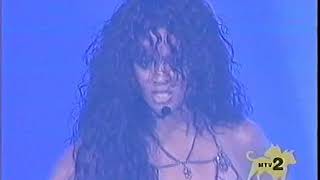 Ciara - Hotline (Live At Vibe Awards 2005) (VIDEO)