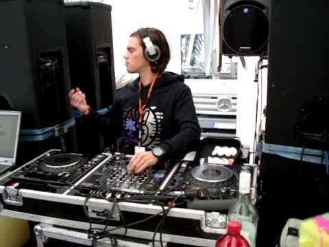 Cityparade 2009 - Niels @ HedKandi truck