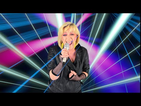 Nicki French – High Hopes & Heartaches (Official Video)