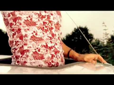 Da Hool   Meet her at the loveparade 10B 133