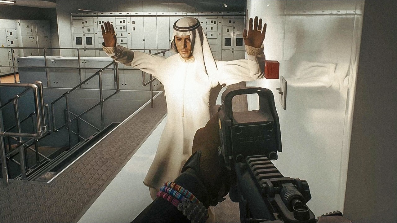 4 idiotas invadindo o iate do sheik Al Anzoka no Ready or Not