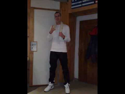 SORTA - Hudba (ft. Ruďo, eMAUeS a Hrza) [VELKÝ TRESK Mixtape]