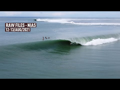 Drone footage of solid waves at Lagundri Bay