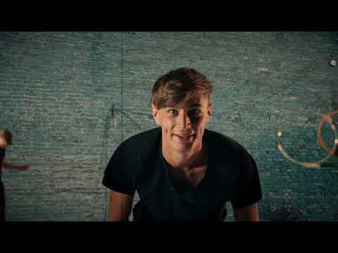 PIPSCHIPS&VIDEOCLIPS - Većinom (official video)